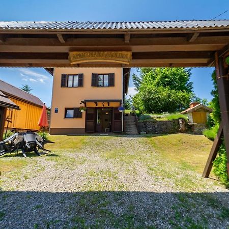 Karolina Apartment Fuzine Bagian luar foto