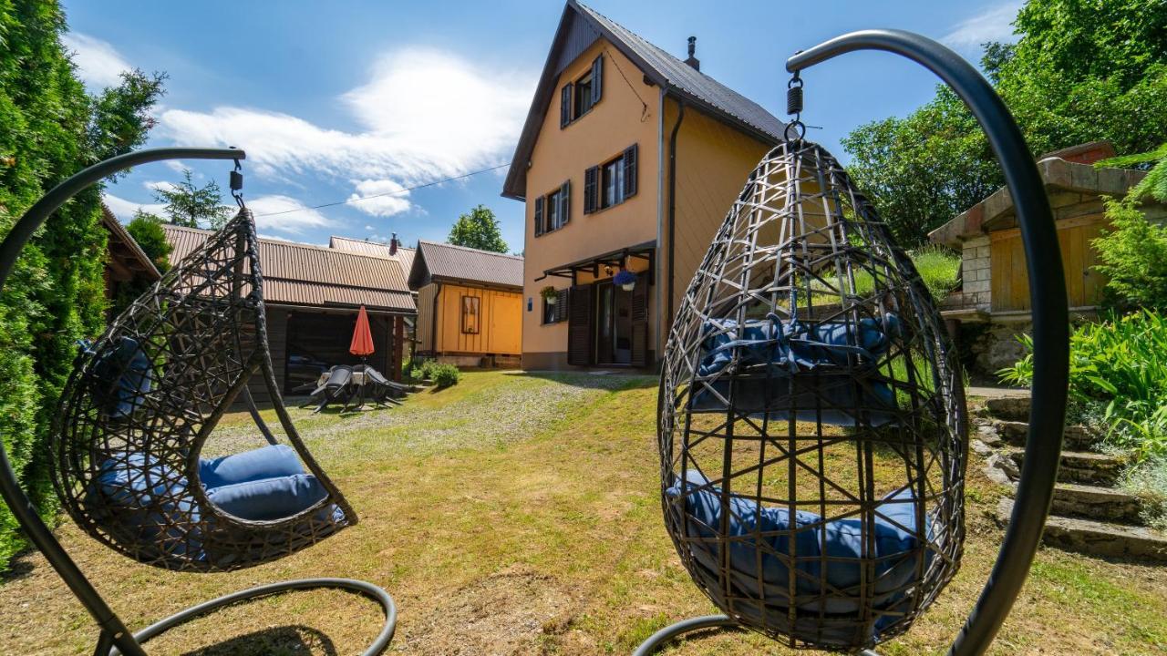 Karolina Apartment Fuzine Bagian luar foto