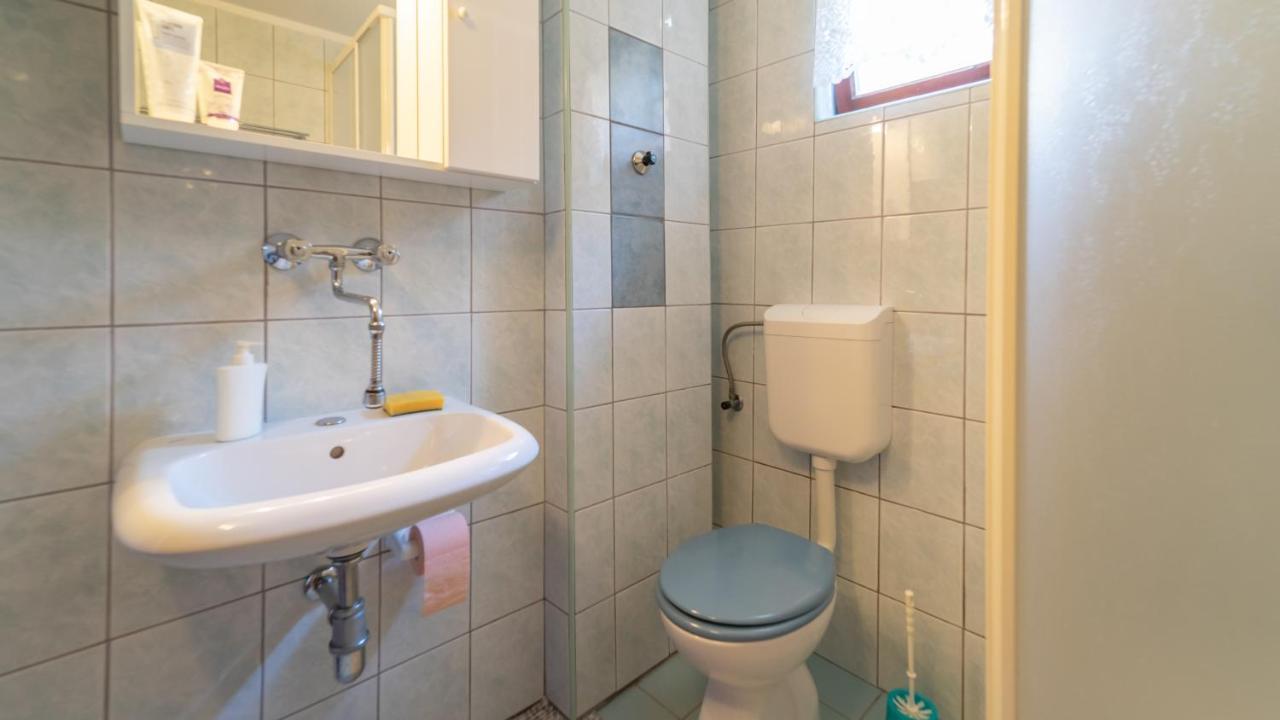 Karolina Apartment Fuzine Bagian luar foto